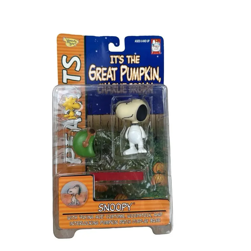 Memory Lane Peanuts Great Pumpkin Charlie Brown Snoopy Halloween Figures Lot 2